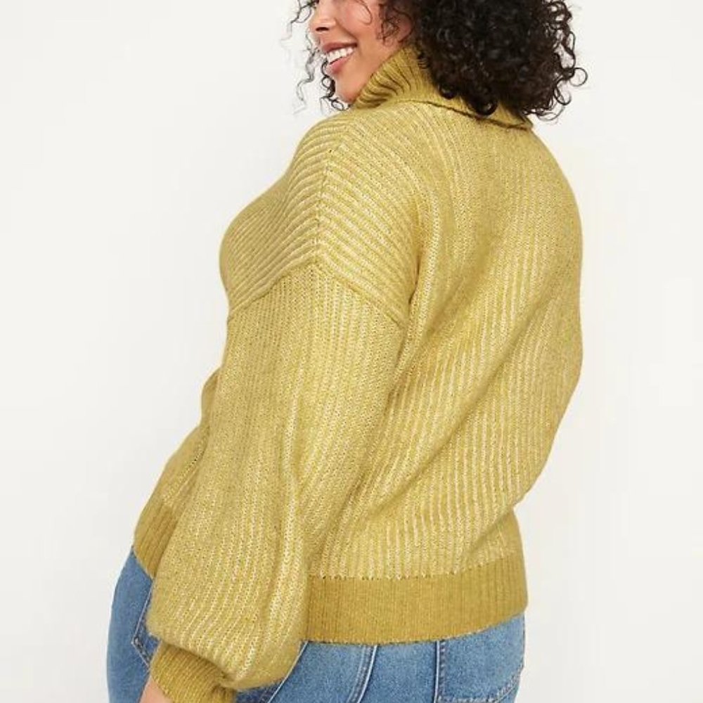 Old Navy Womens Cozy Heathered Rib Knit Turtleneck Sweater - Picture 8 of 8